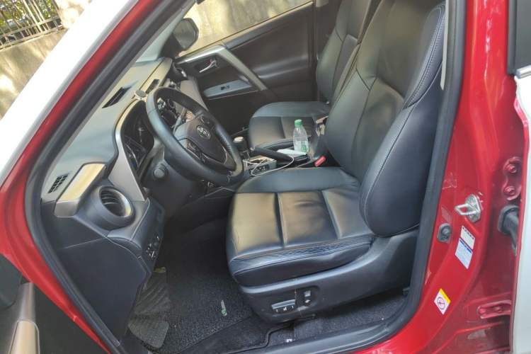 Used Toyota RAV4 2015 2.0L CVT Four-Wheel Drive New Edition Left Front Seat