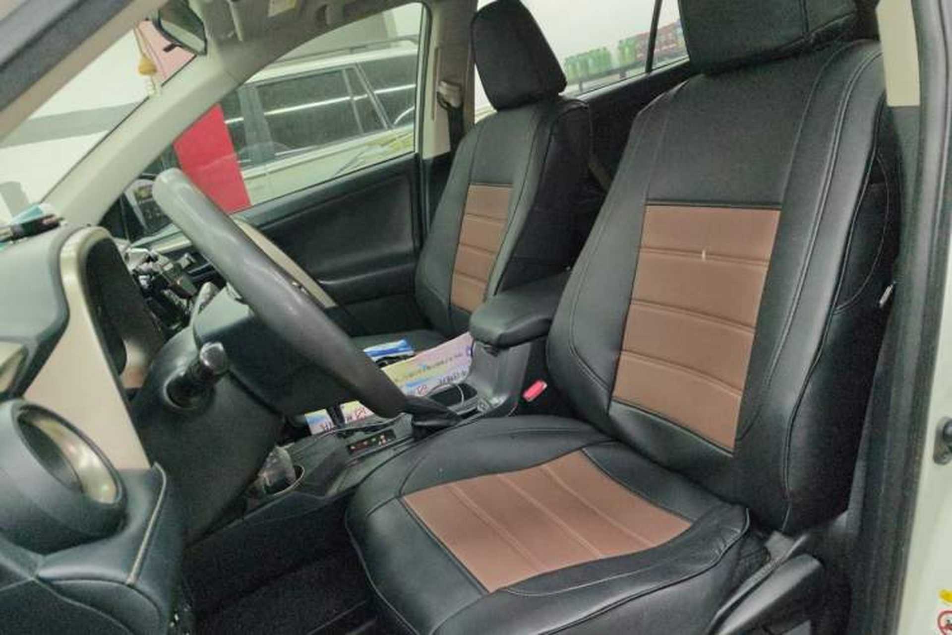 Used Toyota RAV4 2015 2.0L CVT Two-Wheel Drive Fashion Edition Left Front Seat