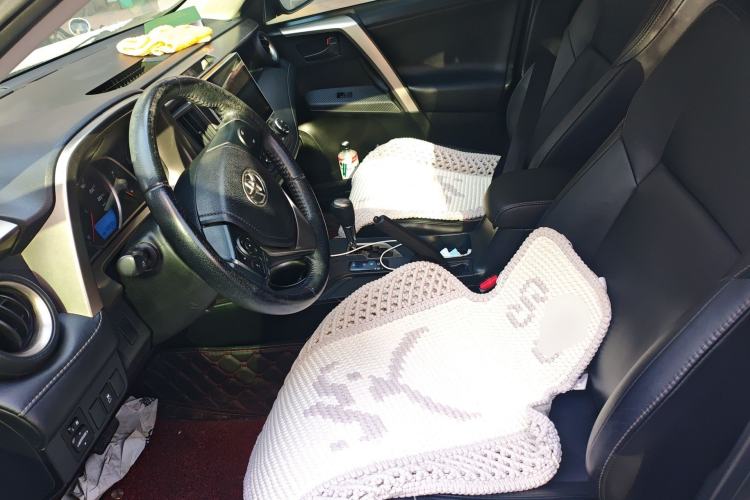 Used Toyota RAV4 2015 2.5L Automatic 4x4 Elite Edition Left Front Seat