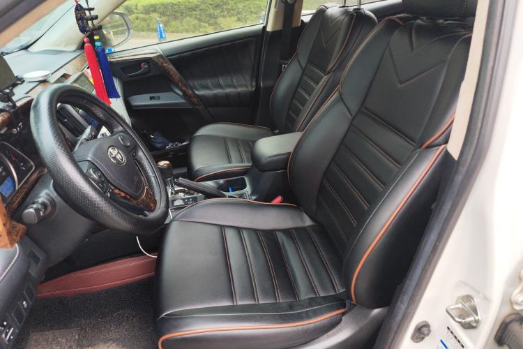 Used Toyota RAV4 2015 2.5L Automatic 4x4 Elite Edition Left Front Seat