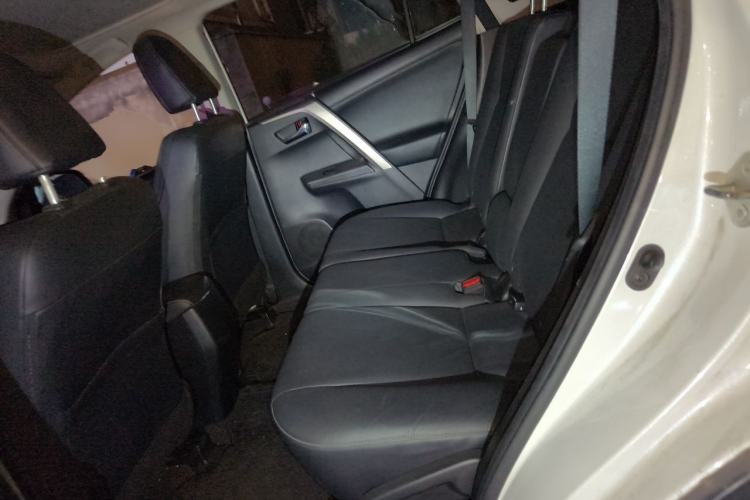 Used Toyota RAV4 2015 2.0L CVT Four-Wheel Drive New Edition Left Rear Seat