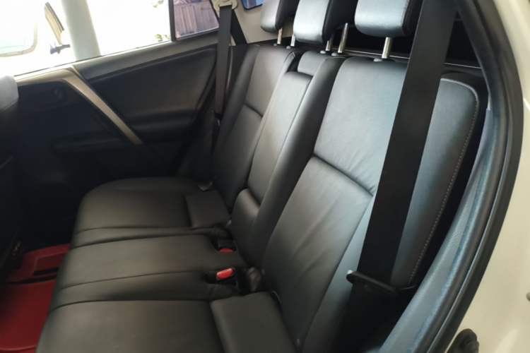 Used Toyota RAV4 2015 2.5L Automatic 4x4 Elite Edition Left Rear Seat