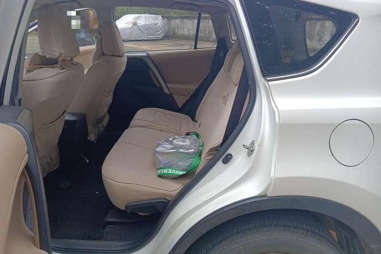 Used Toyota RAV4 2015 2.0L Manual Two-Wheel Drive Urban Edition Left Rear Seat