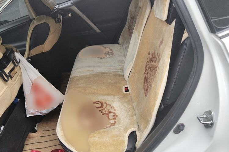Used Toyota RAV4 2015 2.0L CVT Four-Wheel Drive New Edition Left Rear Seat