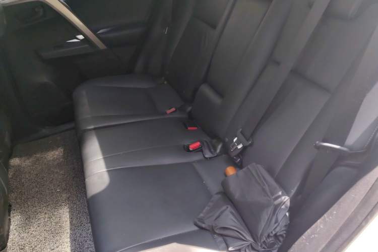 Used Toyota RAV4 2015 2.5L Automatic 4x4 Elite Edition Left Rear Seat