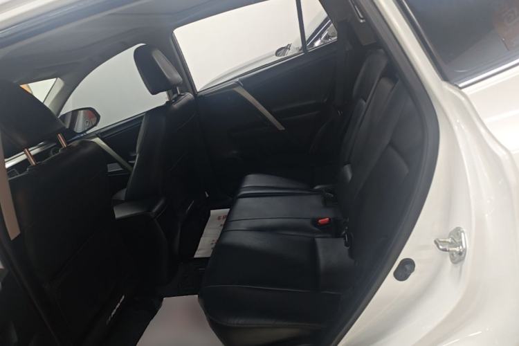 Used Toyota RAV4 2015 2.5L Automatic 4x4 Elite Edition Left Rear Seat