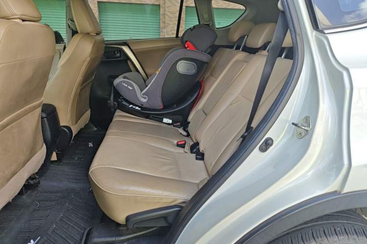 Used Toyota RAV4 2015 2.5L Automatic 4x4 Elite Edition Left Rear Seat