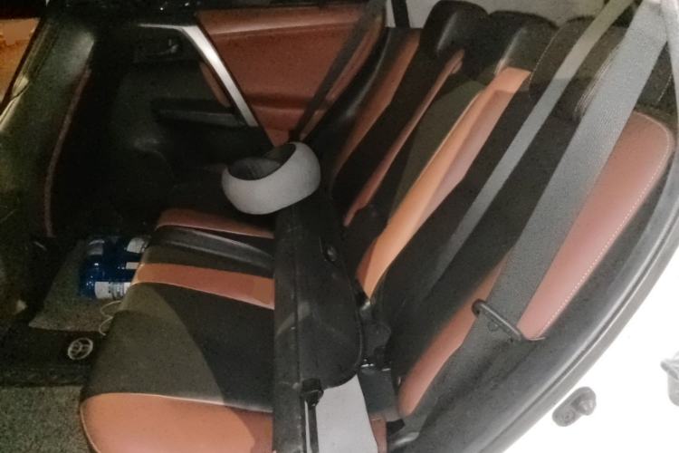 Used Toyota RAV4 2015 2.5L Automatic 4x4 Elite Edition Left Rear Seat