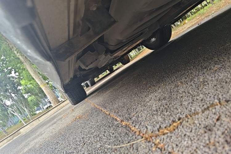 Used Toyota RAV4 2015 2.0L CVT Four-Wheel Drive New Edition Left Side Sill