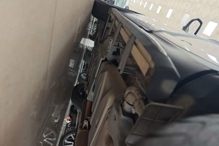 Used Toyota RAV4 2015 2.0L CVT Two-Wheel Drive Fashion Edition Left Side Sill