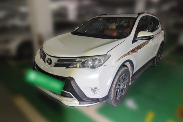 Used Toyota RAV4 2015 2.0L CVT Two-Wheel Drive Fashion Edition