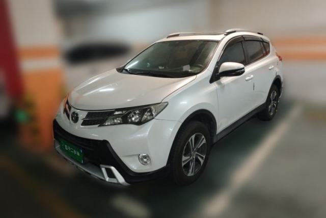 Used Toyota RAV4 2015 2.0L CVT Two-Wheel Drive Fashion Edition