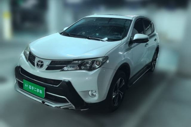 Used Toyota RAV4 2015 2.0L CVT Two-Wheel Drive Fashion Edition
