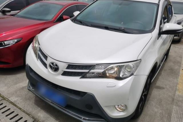 Used Toyota RAV4 2015 2.5L Automatic 4x4 Luxury Edition