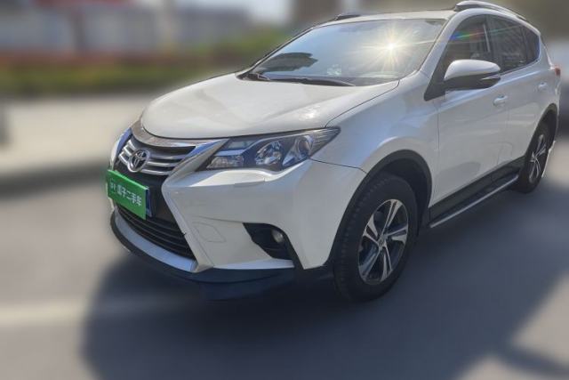 Used Toyota RAV4 2015 2.0L CVT Two-Wheel Drive Fashion Edition