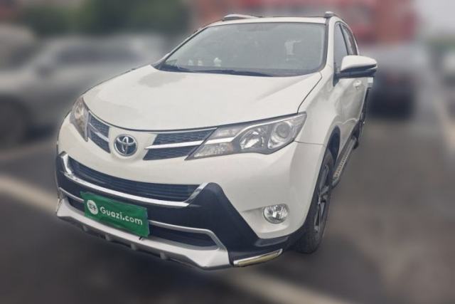 Used Toyota RAV4 2015 2.0L CVT Two-Wheel Drive Fashion Edition