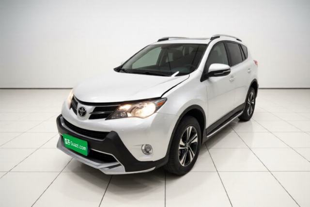 Toyota RAV4 2015 2.0L CVT Two-Wheel Drive Fashion Edition usado