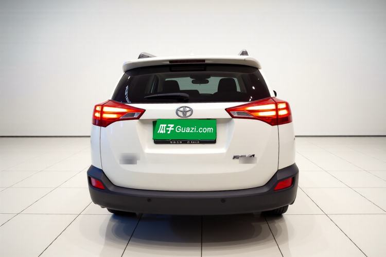 Used Toyota RAV4 2015 2.0L CVT Four-Wheel Drive New Edition Rear