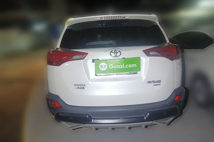 Used Toyota RAV4 2015 2.0L CVT Four-Wheel Drive New Edition Rear