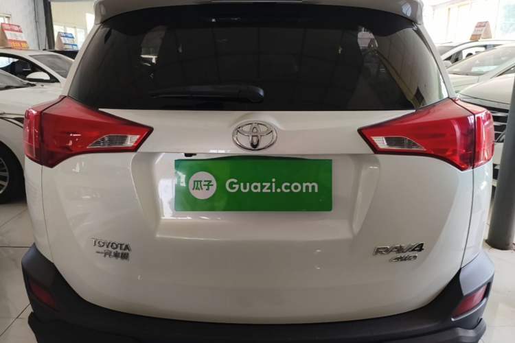 Used Toyota RAV4 2015 2.5L Automatic 4x4 Elite Edition Rear