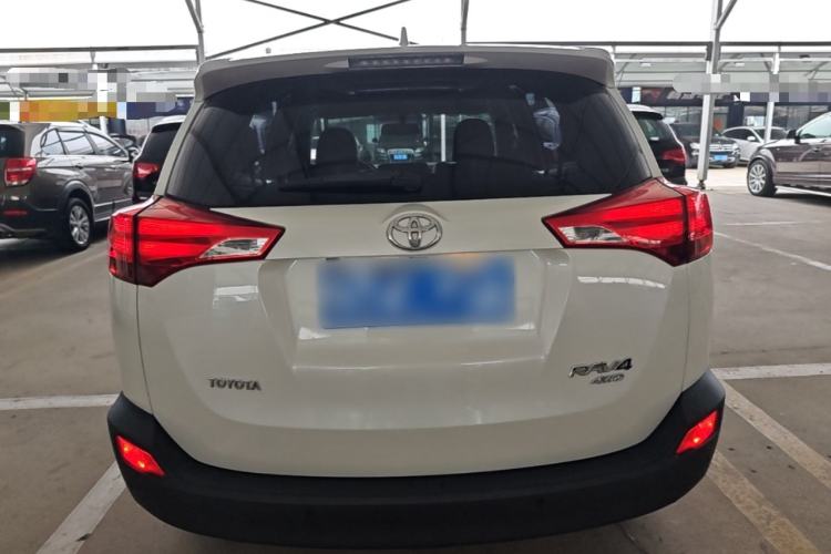 Used Toyota RAV4 2015 2.5L Automatic 4x4 Elite Edition Rear