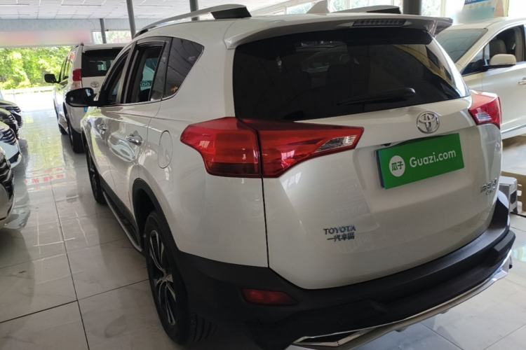 Used Toyota RAV4 2015 2.5L Automatic 4x4 Elite Edition Rear Left 45 Deg