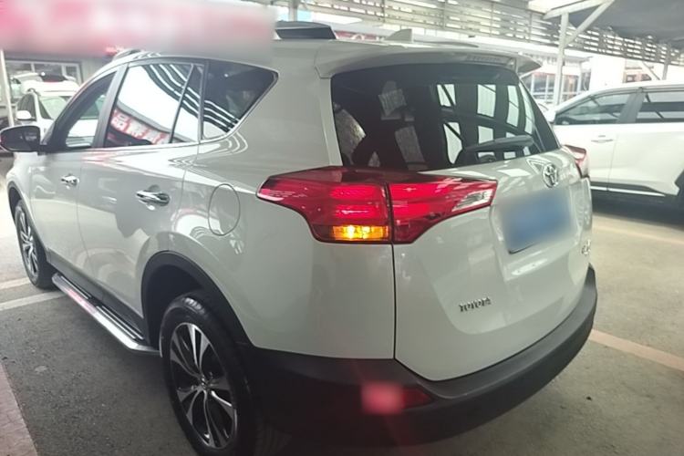 Used Toyota RAV4 2015 2.5L Automatic 4x4 Elite Edition Rear Left 45 Deg