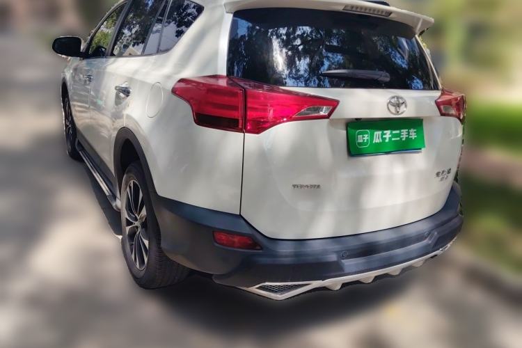 Used Toyota RAV4 2015 2.5L Automatic 4x4 Elite Edition Rear Left 45 Deg