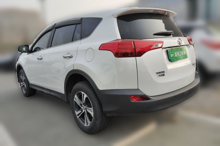 Used Toyota RAV4 2015 2.0L CVT Four-Wheel Drive New Edition Rear Left 45 Deg