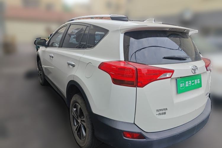 Used Toyota RAV4 2015 2.0L CVT Four-Wheel Drive New Edition Rear Left 45 Deg