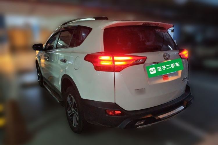 Used Toyota RAV4 2015 2.0L CVT Four-Wheel Drive New Edition Rear Left 45 Deg