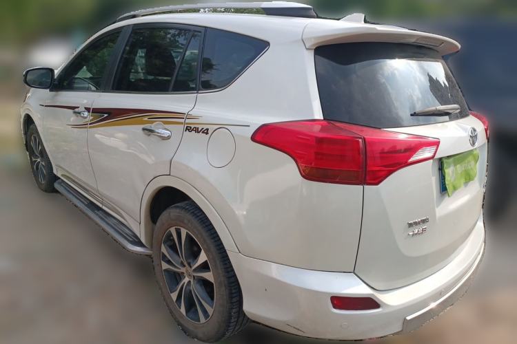 Used Toyota RAV4 2015 2.5L Automatic 4x4 Elite Edition Rear Left 45 Deg