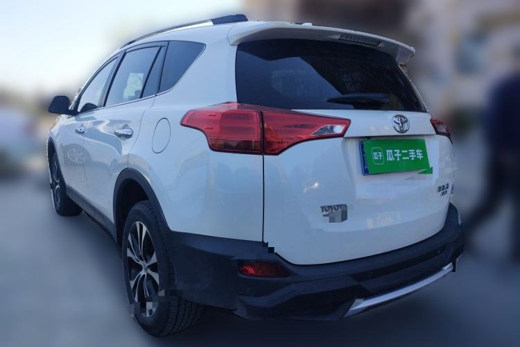 Used Toyota RAV4 2015 2.5L Automatic 4x4 Elite Edition Rear Left 45 Deg