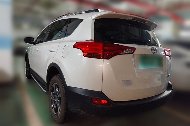 Used Toyota RAV4 2015 2.0L CVT Two-Wheel Drive Urban Edition Rear Left 45 Deg