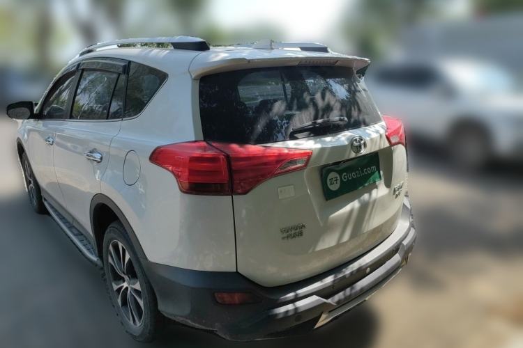 Used Toyota RAV4 2015 2.5L Automatic 4x4 Elite Edition Rear Left 45 Deg