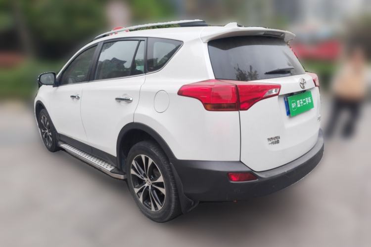 Used Toyota RAV4 2015 2.5L Automatic 4x4 Elite Edition Rear Left 45 Deg