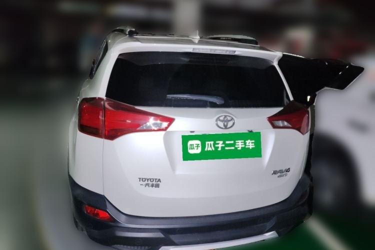 Used Toyota RAV4 2015 2.5L Automatic 4x4 Elite Edition Rear