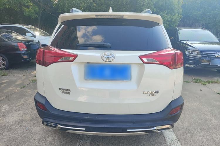 Used Toyota RAV4 2015 2.5L Automatic 4x4 Elite Edition Rear