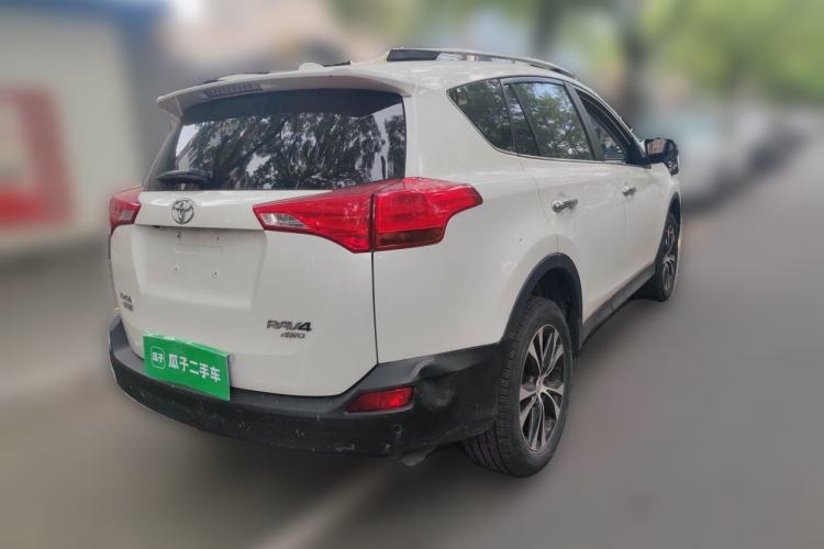 Used Toyota RAV4 2015 2.5L Automatic 4x4 Elite Edition Rear Right 45 Deg