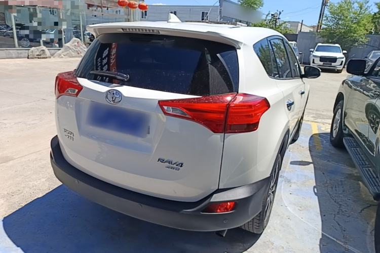 Used Toyota RAV4 2015 2.5L Automatic 4x4 Elite Edition Rear Right 45 Deg