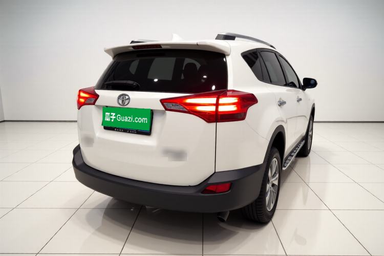Used Toyota RAV4 2015 2.0L CVT Four-Wheel Drive New Edition Rear Right 45 Deg