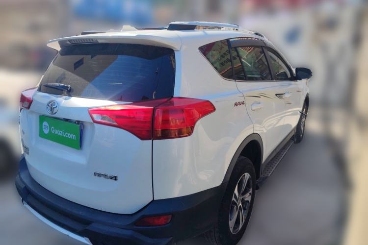 Used Toyota RAV4 2015 2.0L CVT Two-Wheel Drive Urban Edition Rear Right 45 Deg