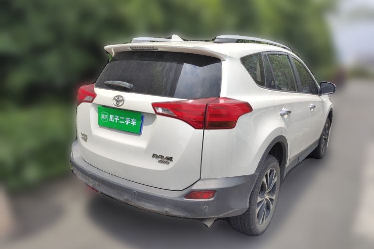 Used Toyota RAV4 2015 2.5L Automatic 4x4 Elite Edition Rear Right 45 Deg