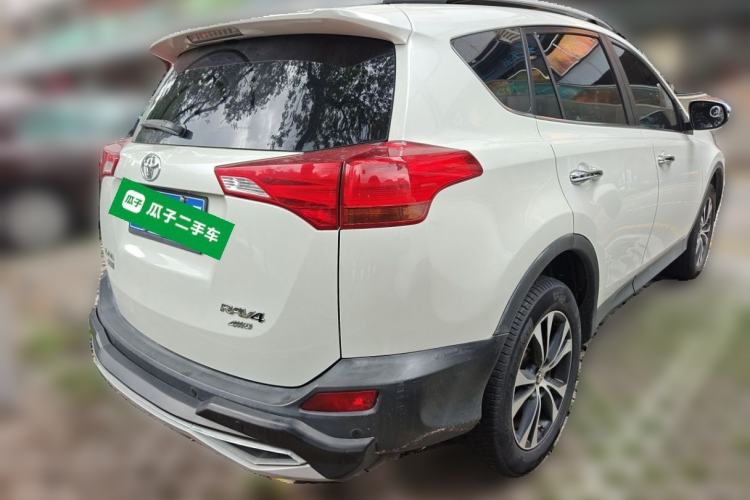 Used Toyota RAV4 2015 2.5L Automatic 4x4 Elite Edition Rear Right 45 Deg