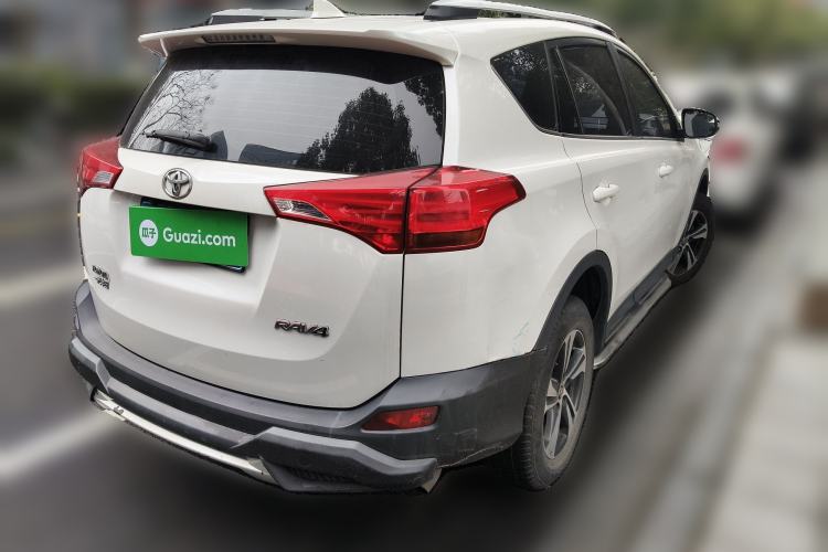 Used Toyota RAV4 2015 2.0L CVT Two-Wheel Drive Urban Edition Rear Right 45 Deg