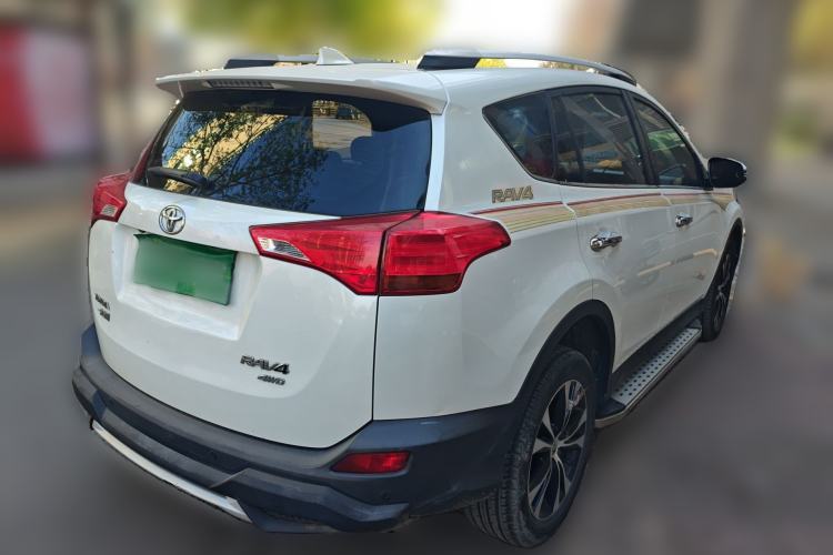 Used Toyota RAV4 2015 2.5L Automatic 4x4 Elite Edition Rear Right 45 Deg