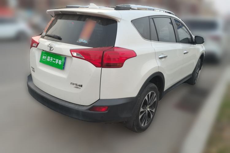 Used Toyota RAV4 2015 2.5L Automatic 4x4 Elite Edition Rear Right 45 Deg