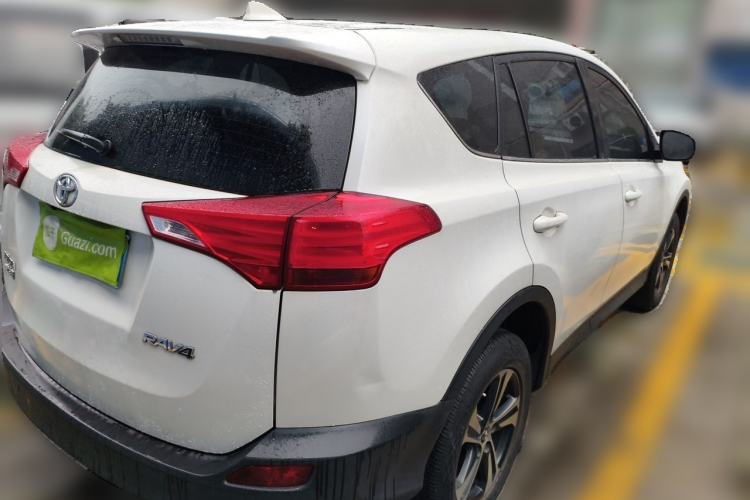 Used Toyota RAV4 2015 2.0L CVT Two-Wheel Drive Urban Edition Rear Right 45 Deg
