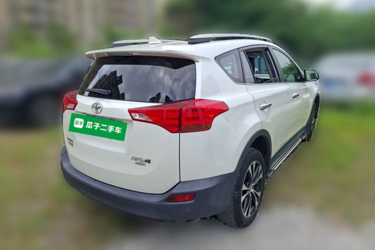 Used Toyota RAV4 2015 2.5L Automatic 4x4 Elite Edition Rear Right 45 Deg