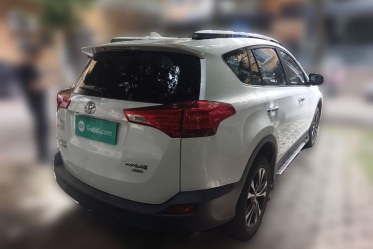 Used Toyota RAV4 2015 2.5L Automatic 4x4 Elite Edition Rear Right 45 Deg